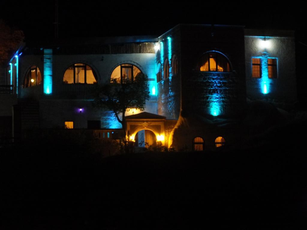 Dilek Tepesi Cave Hotel Ayvali Bagian luar foto